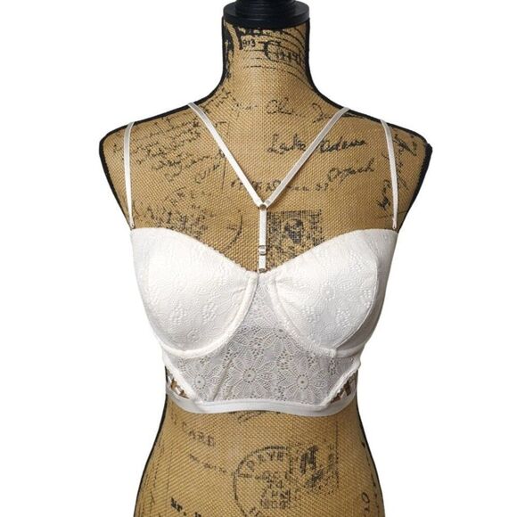 Victoria's Secret 34D Balconette White Very Sexy Long Lightly Lined Lace Bra - Picture 1 of 6